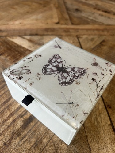 Marks spencer butterfly - ,