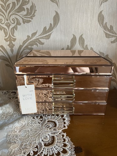 Marks spencer two draw - spencer,