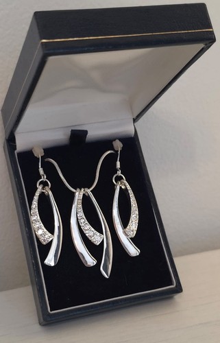 Marks spencer s silver - &,