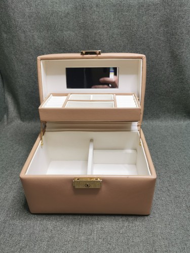 Vintage jewelry box cream - vintage,
